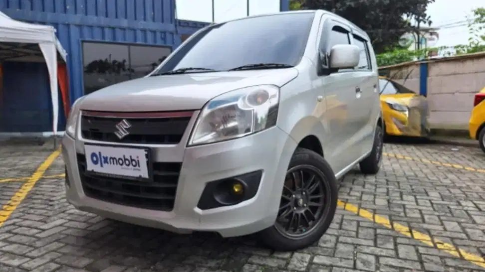 Promo Kredit Murah! Suzuki Karimun Wagon R 1.0 GL Bensin-AT 2021 EZF