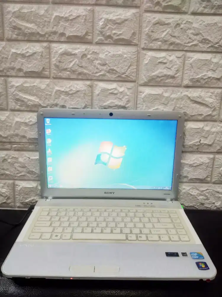 Bu jual Sony Vaio PCG-61317L i3 4gb / 500gb