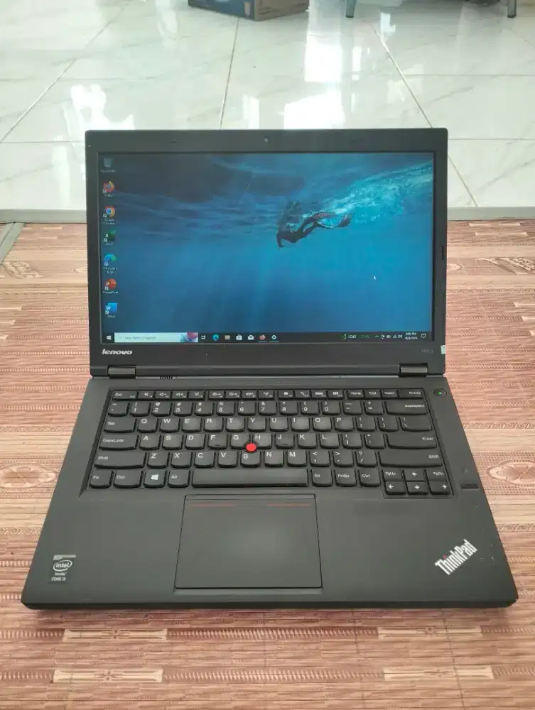 Laptop Lenovo Thinkpad Ada Grafik Card Mulus
