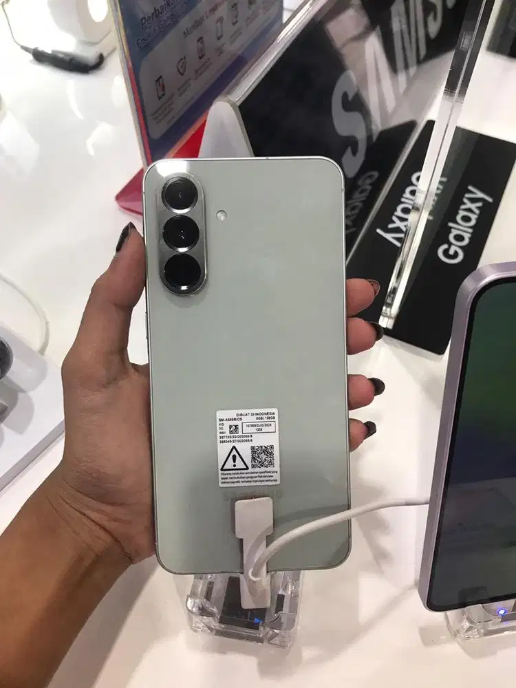 SAMSUNG GALAXY A56 5 G