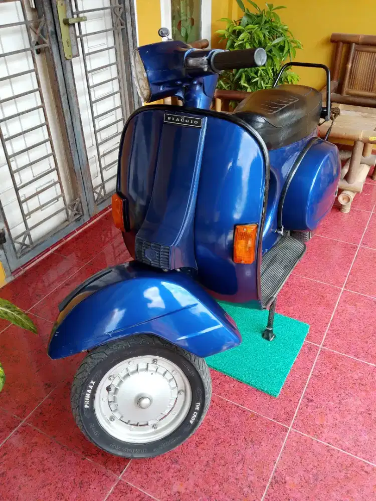 Vespa px tahun 1980