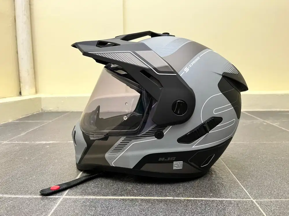 Helm Adv NJS S CROSS Size L Like New