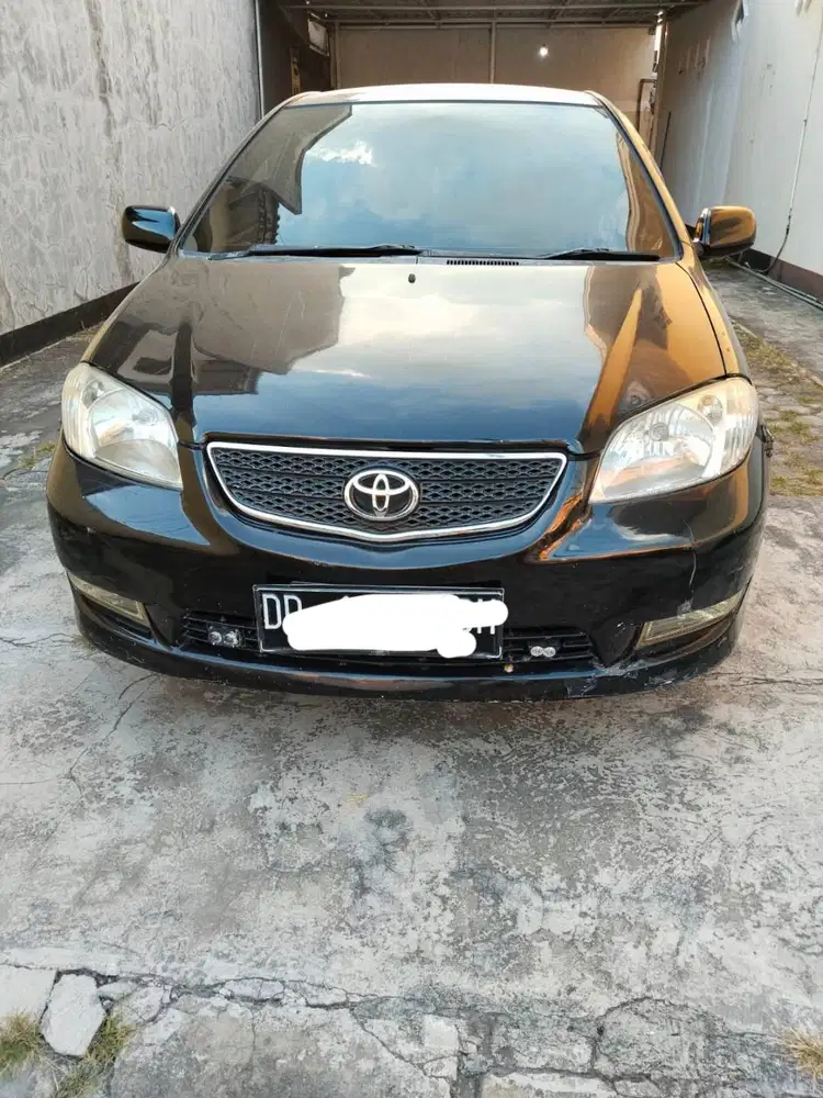 Toyota Vios G M/T 2004 (Bukan LIMO)