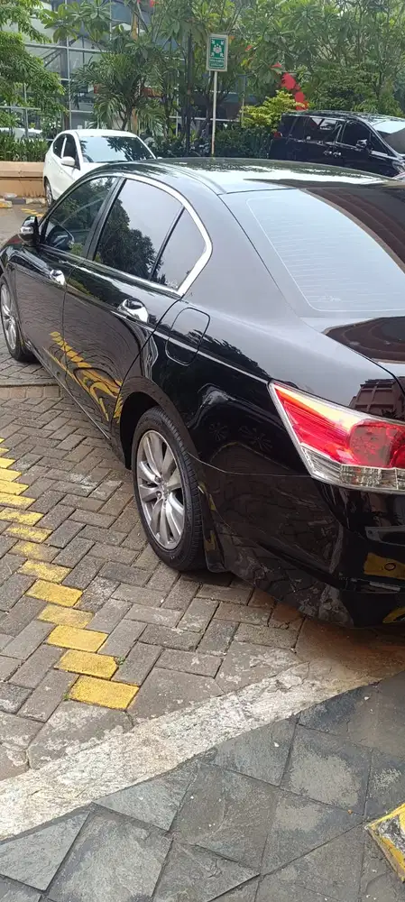 Honda Accord 2011 Bensin
