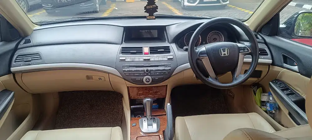Honda Accord 2011 Bensin