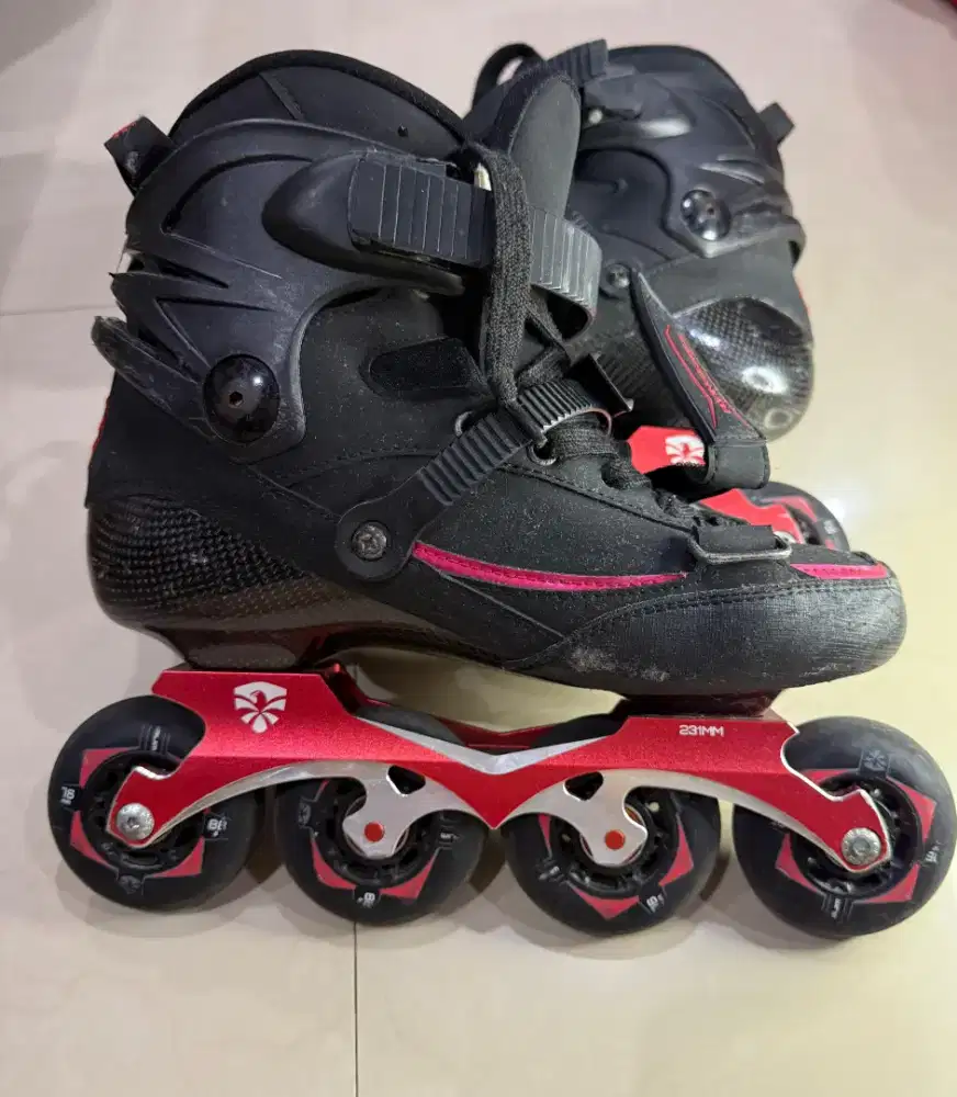 Sepatu Roda Flying Eagle