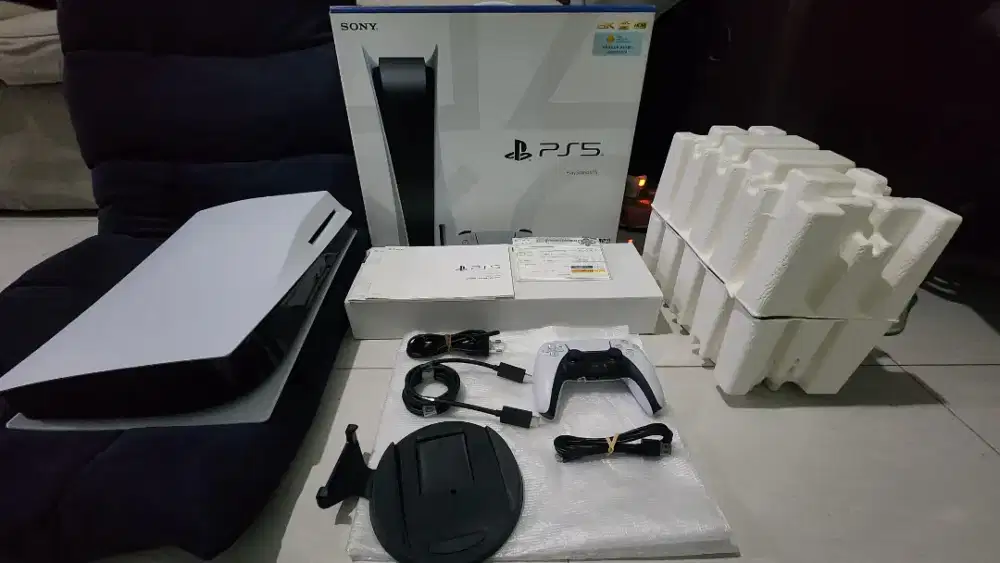 ps5 fat disc+FC 26+NBA25+AC Valhalla+Sekiro+COD WWII+NFS Heat+Riders