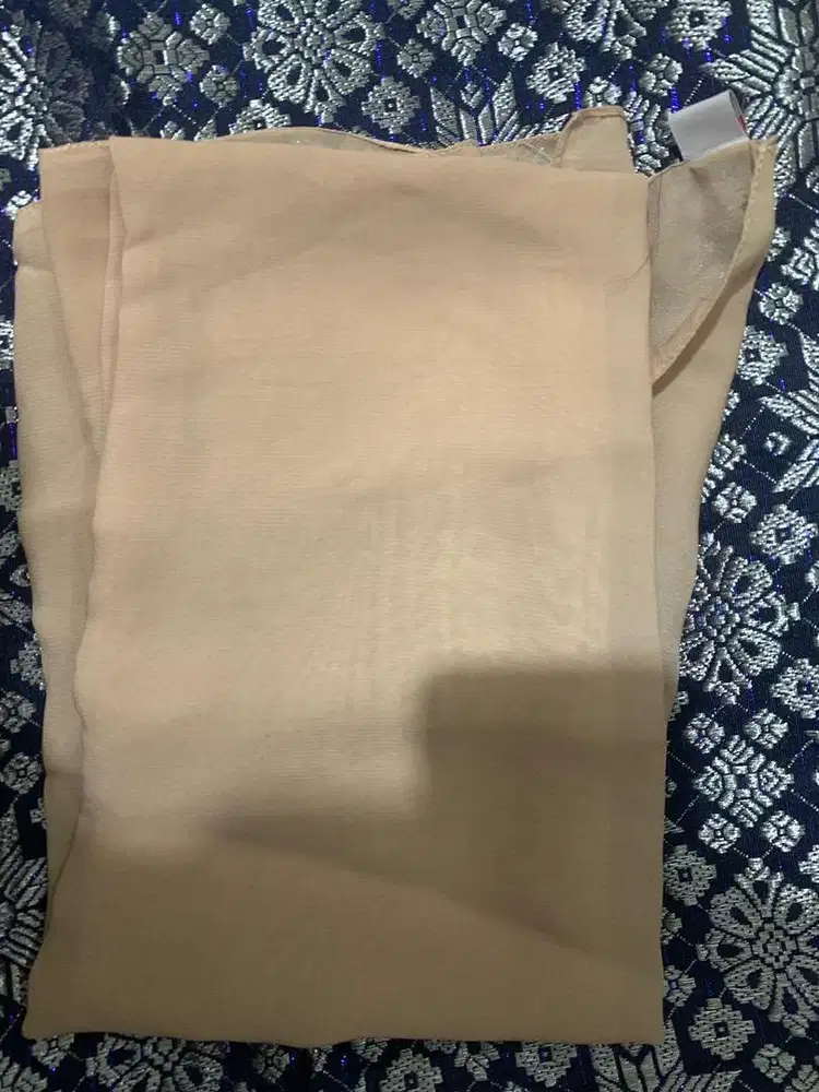 jual lozy Hijab preloved