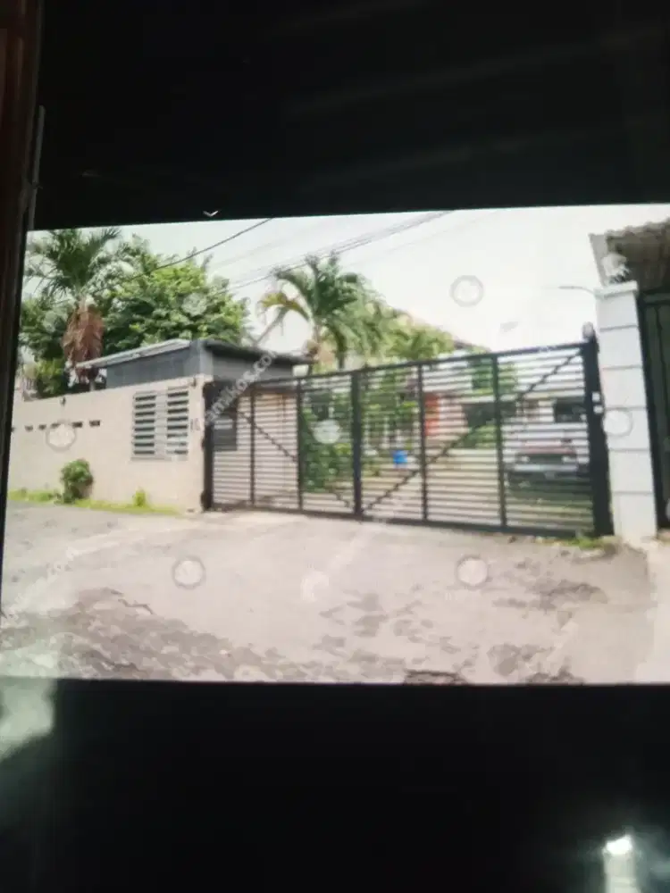 Kosan strategis, murah