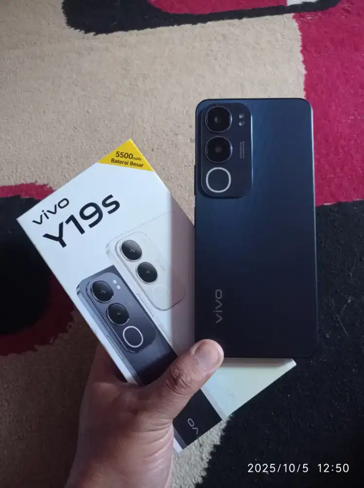 BISMILLAH VIVO Y19S RAM 4/128 FULSET MULUS ( PEMAKAIAN BARU SEBULAN)