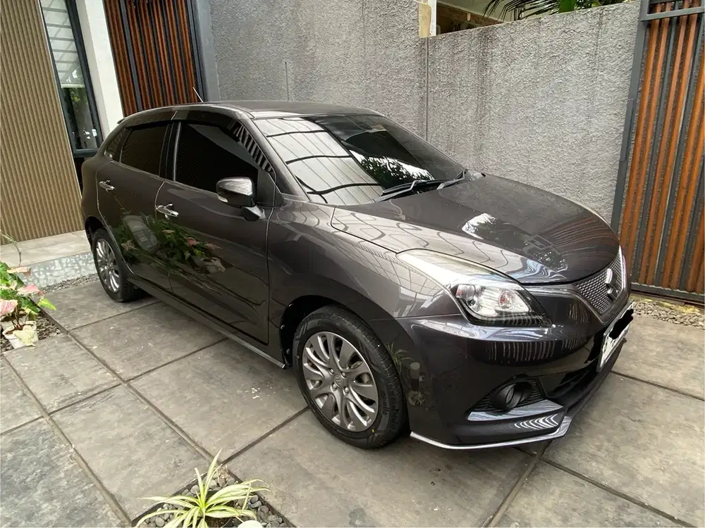 Suzuki Baleno 2018 Bensin