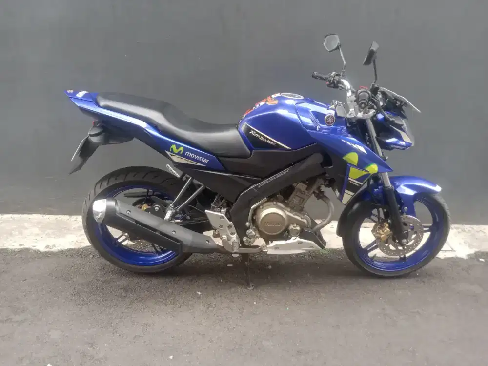 JUAL CEPAT YAMAHA Vixion New Movistar 2015, SUPER MULUSSS.. FULL ORI