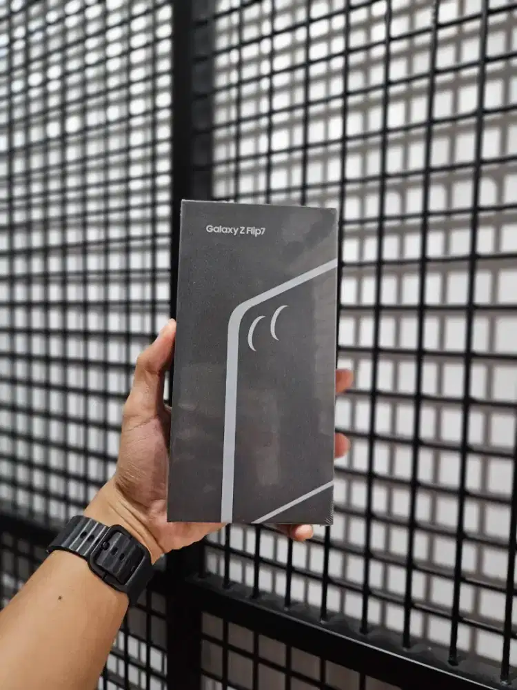 Samsung Galaxy Zflip 7 ,, bisa cicilan syarat KTP aja DP 0%