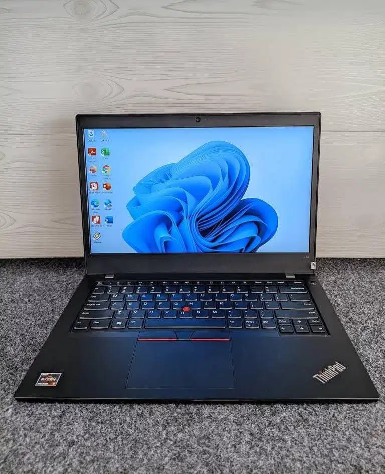 LENOVO THINKPAD L14 Ryzen 5 4500u
