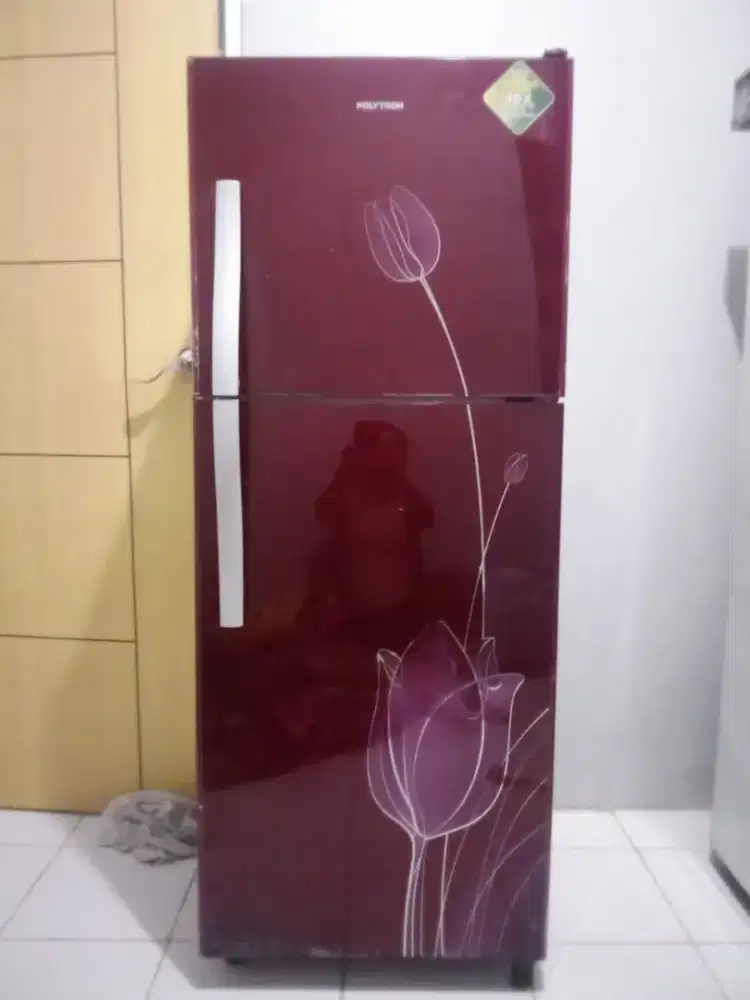 Kulkas 2 pintu Polytron beleza