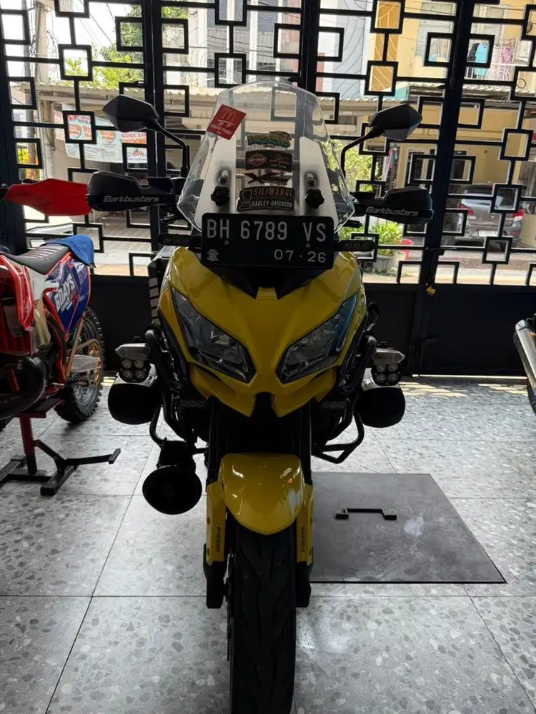 Versy 650 2015 Full modif