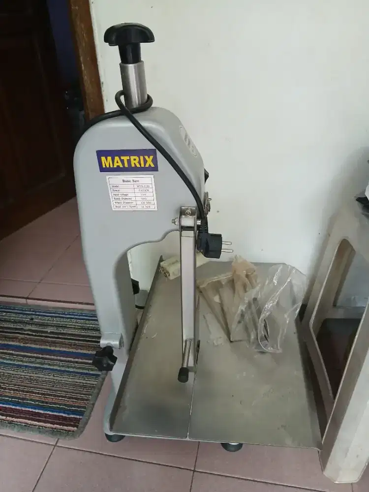 ALAT PEMOTONG DAGING Bone Saw