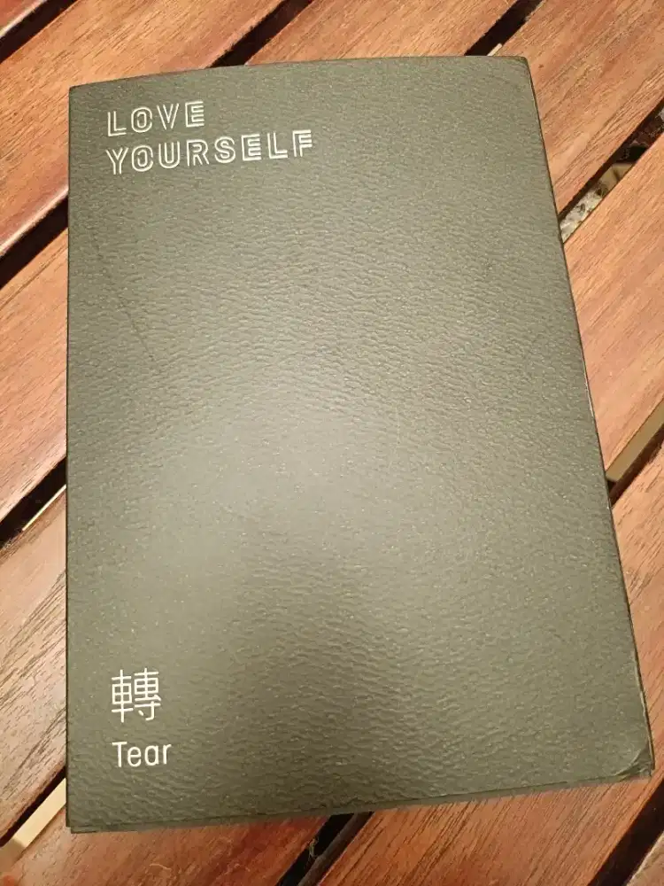 Preloved BTS Album Love Yourself Tear
