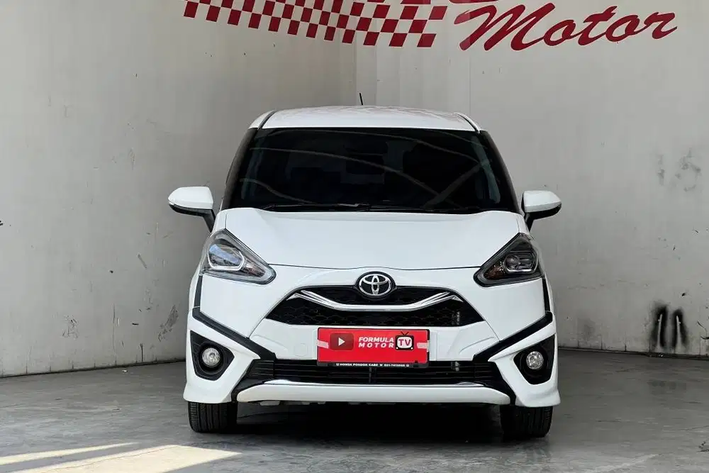 Toyota Sienta Q CVT 2020 Putih