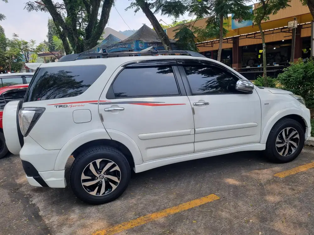 Toyota Rush 2017 Bensin