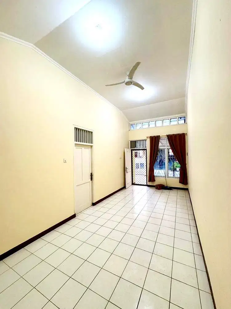 KONTRAKAN/DISEWAKAN RUMAH DI CITRA GARDEN 1 EXT BARU RENOVASI ISTIMEWA