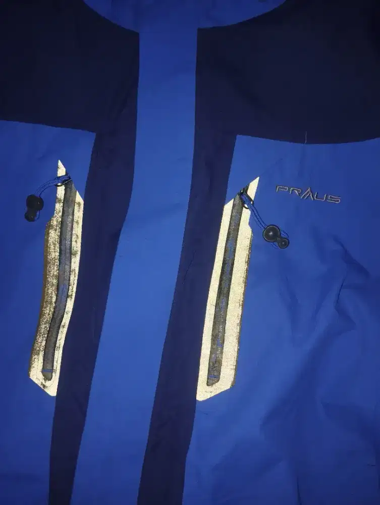 Jaket Outdoor biru