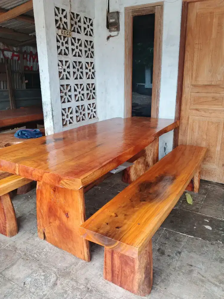 MEJA makan antik teras