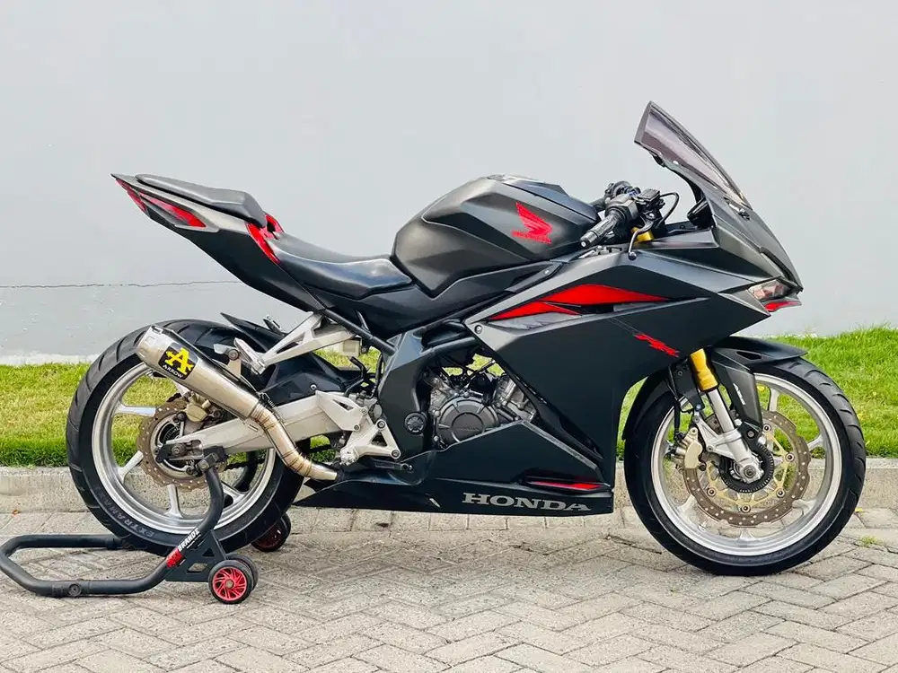 Honda cbr 250rr abs plat L pajak on cbr250rr black matte cbr 250 abs