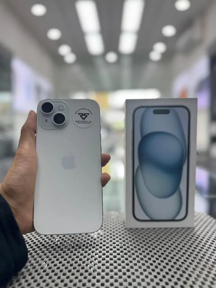 iphone 15 128gb fullset, ex garansi internasional
