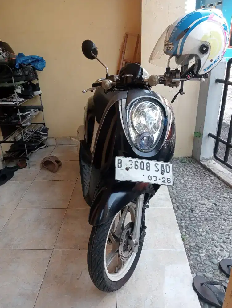 Scoopy 2010 motor pakaian