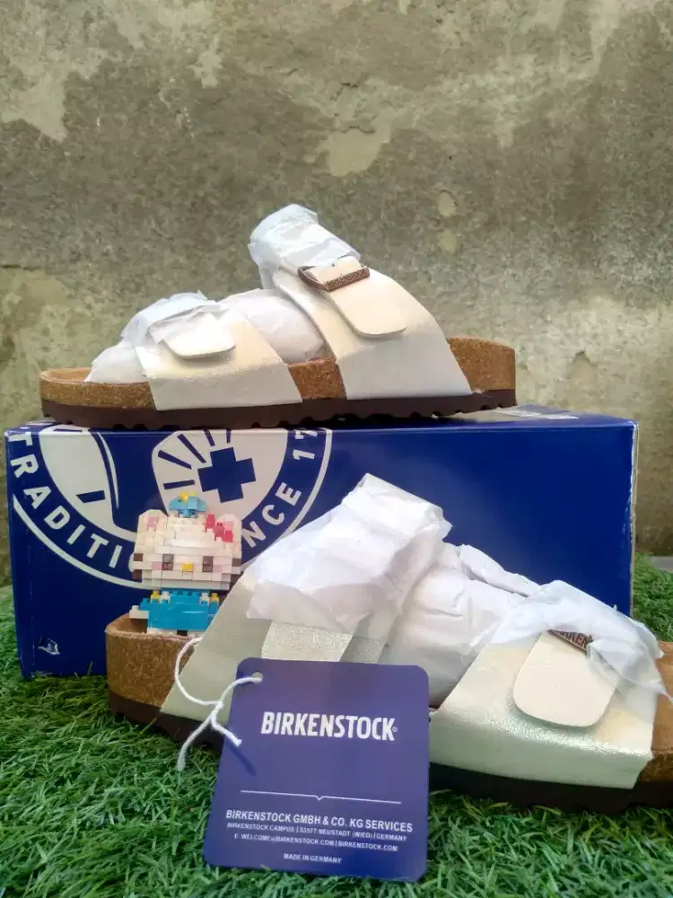 Dijual sandal birkenstock full box