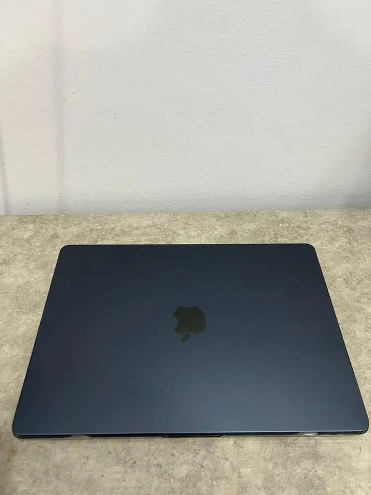 Macbook Air M3 256gb 13 inch