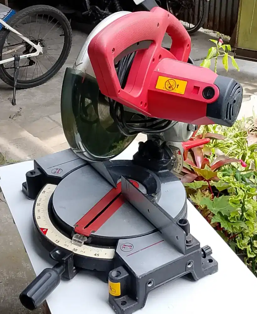 Mesin potong aluminium 10  Makteck 230