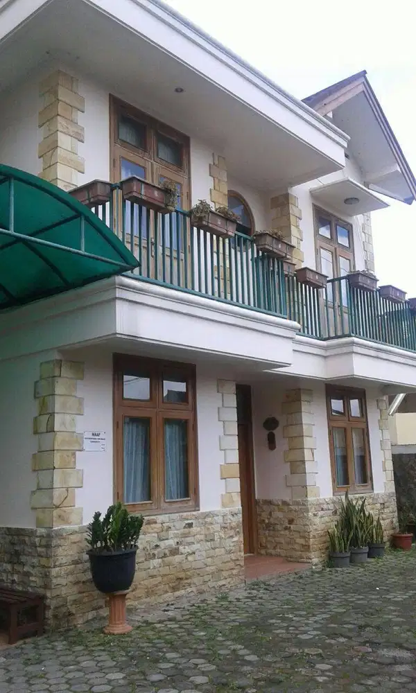 Vila dijual   Dekat  Obyek Wisata Cibodas Puncak