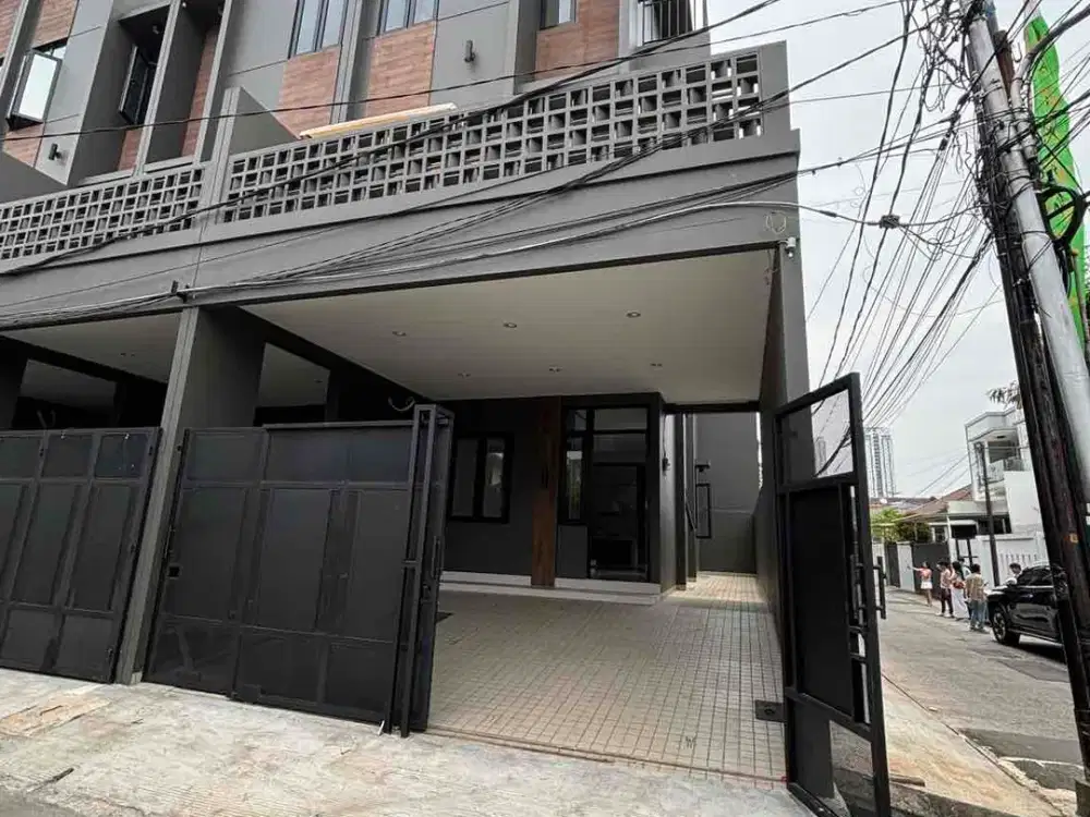 Dijual Rumah baru hoek 3 lt di Duri Kepa 6 x 13,75 m2 ada 4+1 kt 4+1 km pintu pagar besi plat kuat shm hadap utara