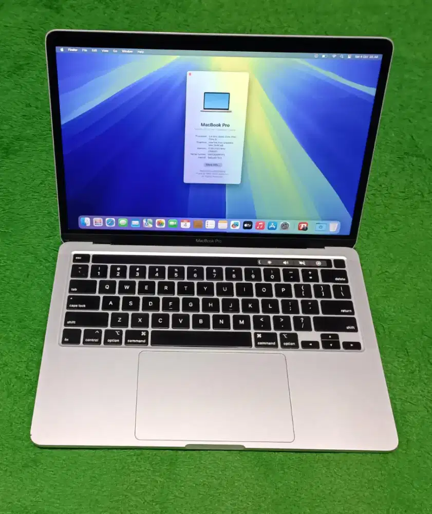 Apple Macbook Pro 2020 Intel i5 8/256 Silver Touchbar Murah