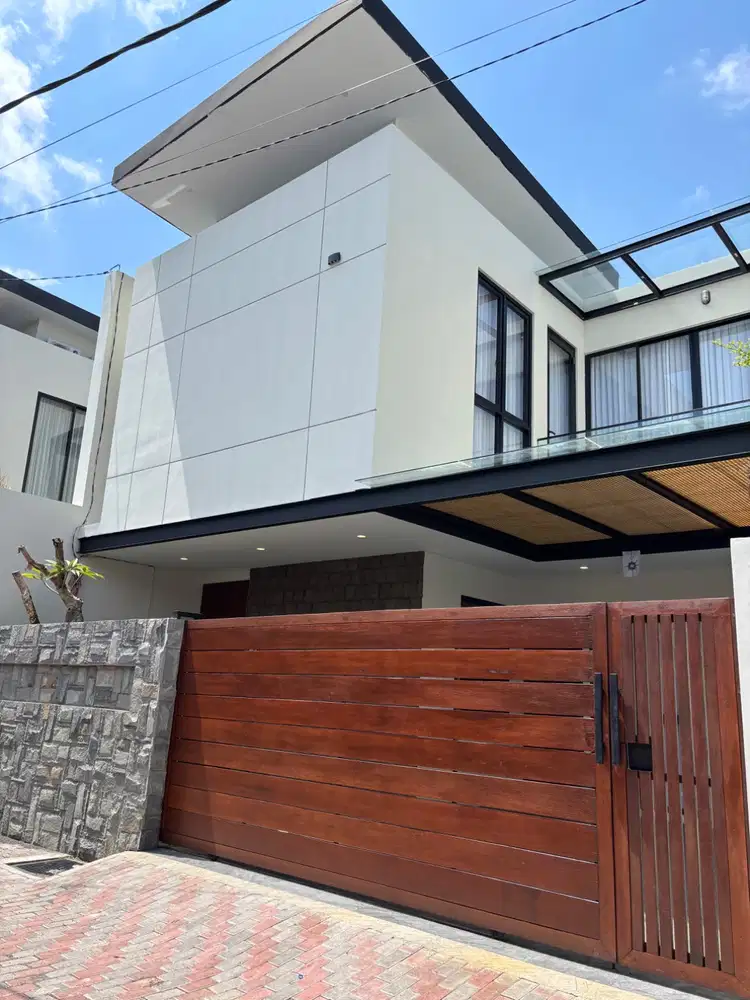 Dikontrakkan Rumah Baru di Renon Denpasar
