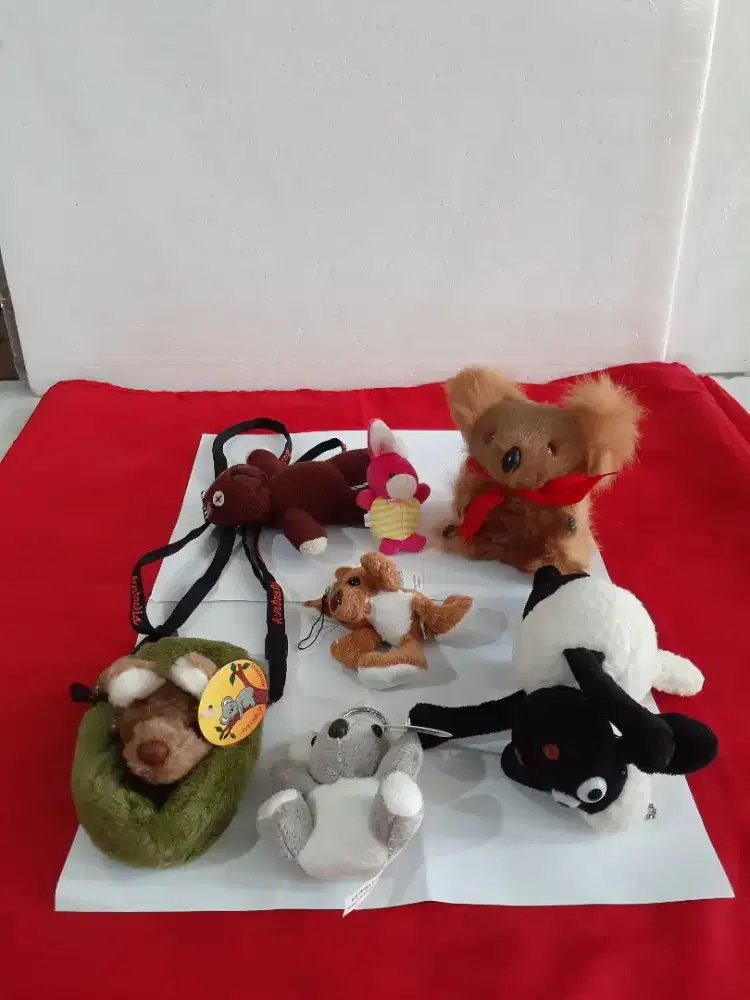Boneka import - Australia