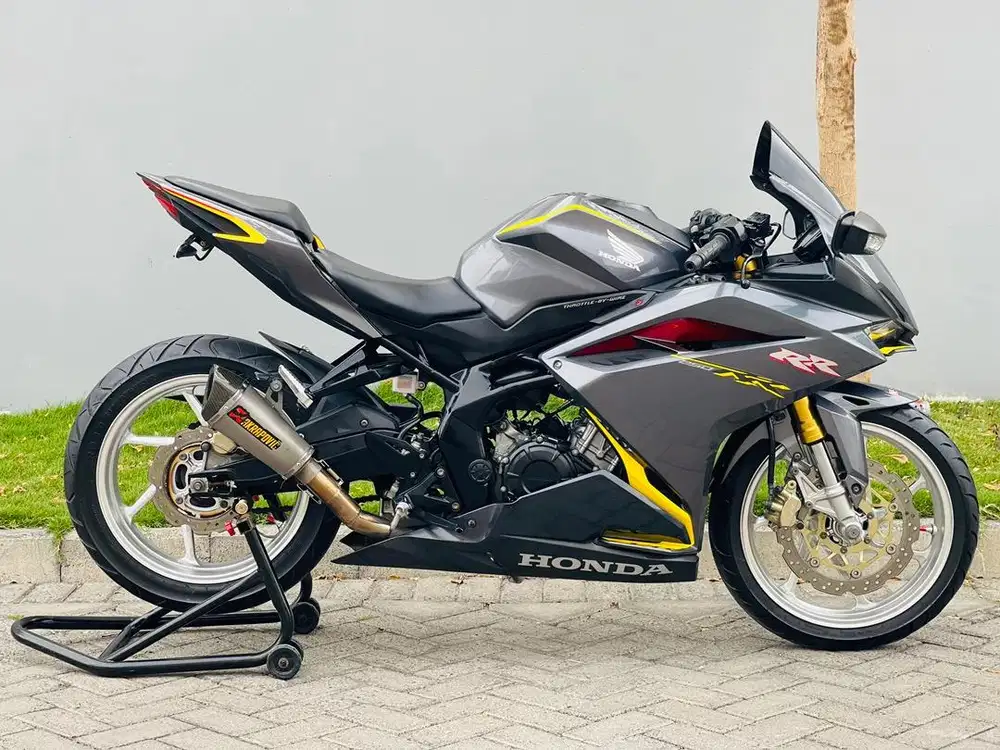Honda cbr 250 rr grey 2017 plat W pajak on cbr250rr plat W cbr 250rr