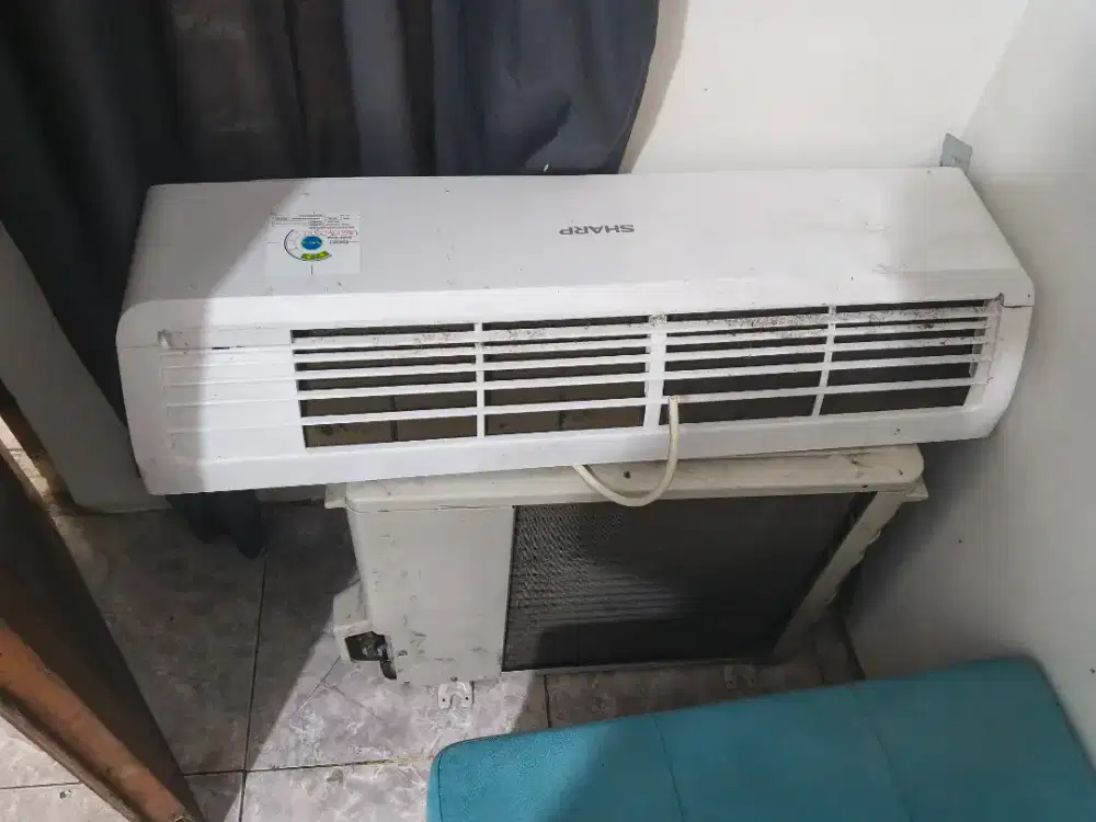 Ac Sharp 1PK baru pake 5 bulan selang 5M
