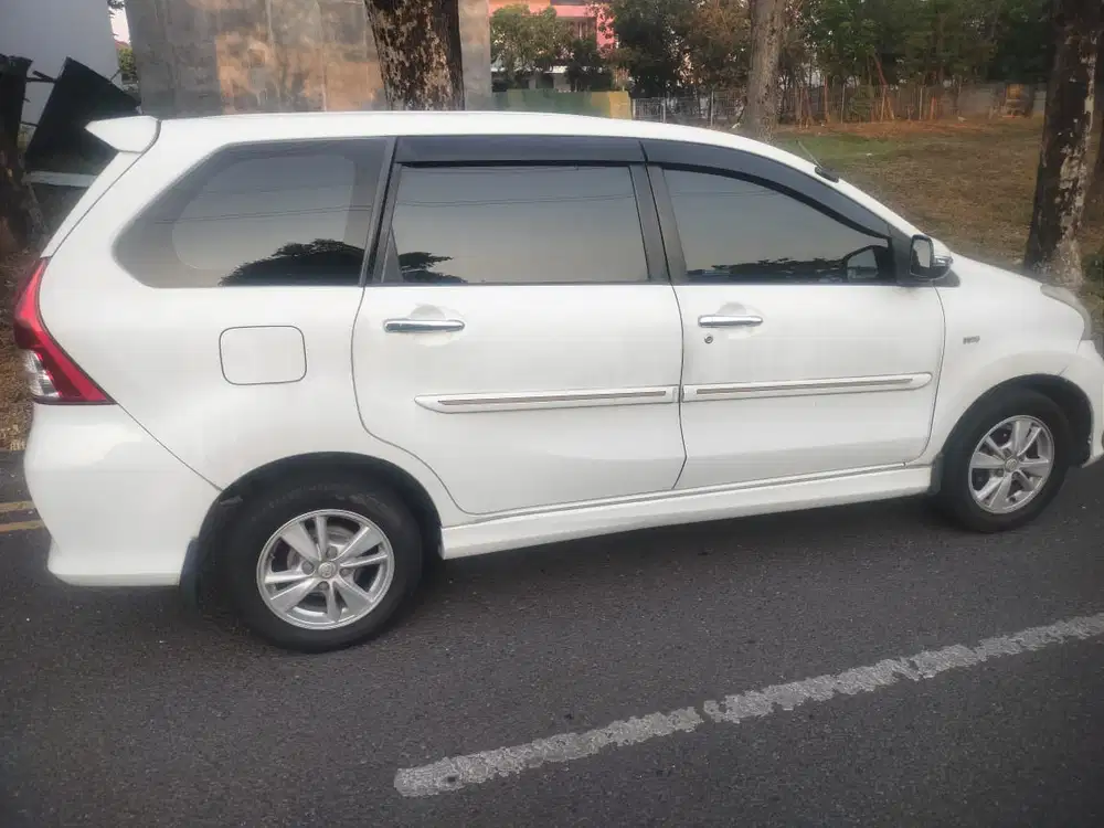 Toyota Avanza 2012 Bensin
