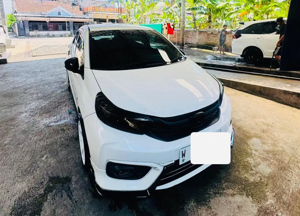 BRIO E MT 2021 PUTIH PLAT W, FITUR RS & KM 100K MANTAP! Modif ringan