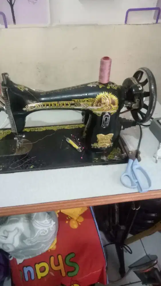 {PRELOVED} Mesin Jahit Butterfly