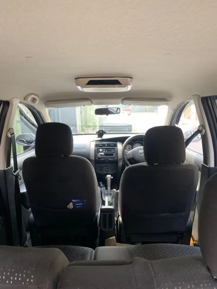Nissan Livina 2011 Bensin