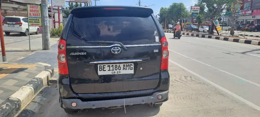 DIJUAL Avanza G 2010