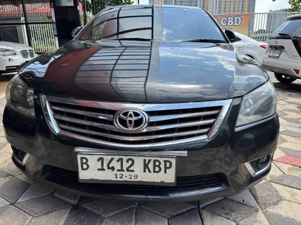 Toyota Camry V 2.4 AT 2010
