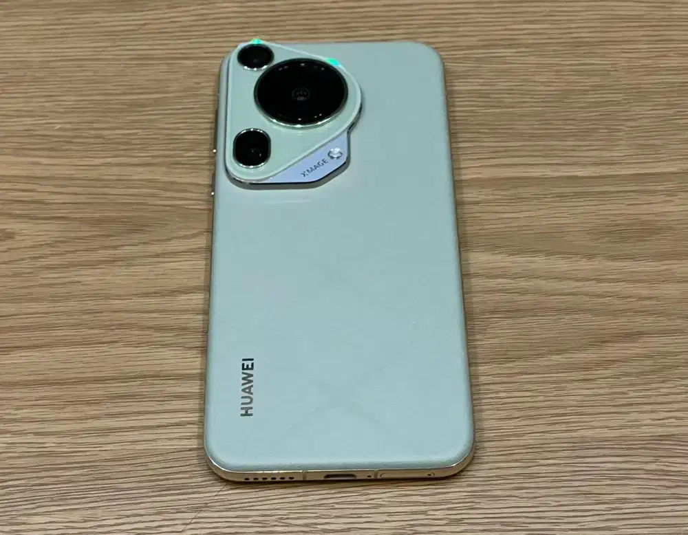 Huawei Pura 70 Ultra 1 TB Resmi Huawei Indonesia