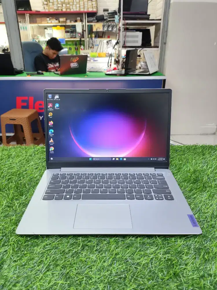 Jual laptop lenovo slim 1