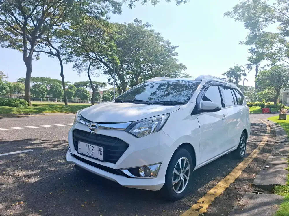 SIGRA R DELUXE 1.2 MATIC PUTIH 2017