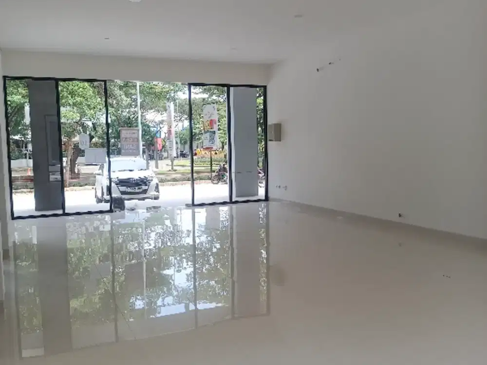 Disewa ruko Delrey di pinggir jalan raya di BSD